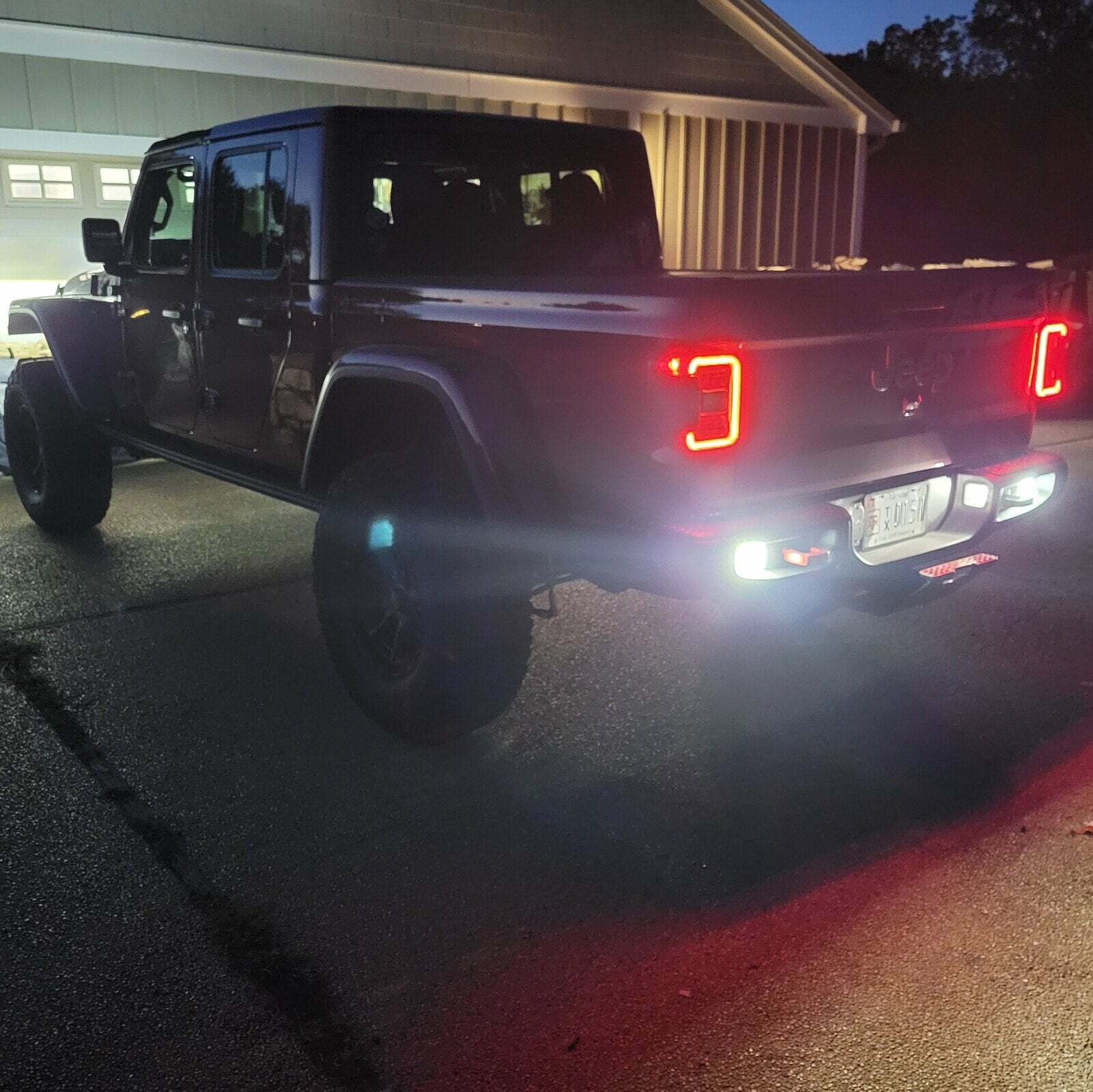 Oracle Lighting Rear Bumper Led Reverse Lights For Jeep Gladiator Jt W/Pnp Harness (2020-2021 Gladiator) - 5881-504