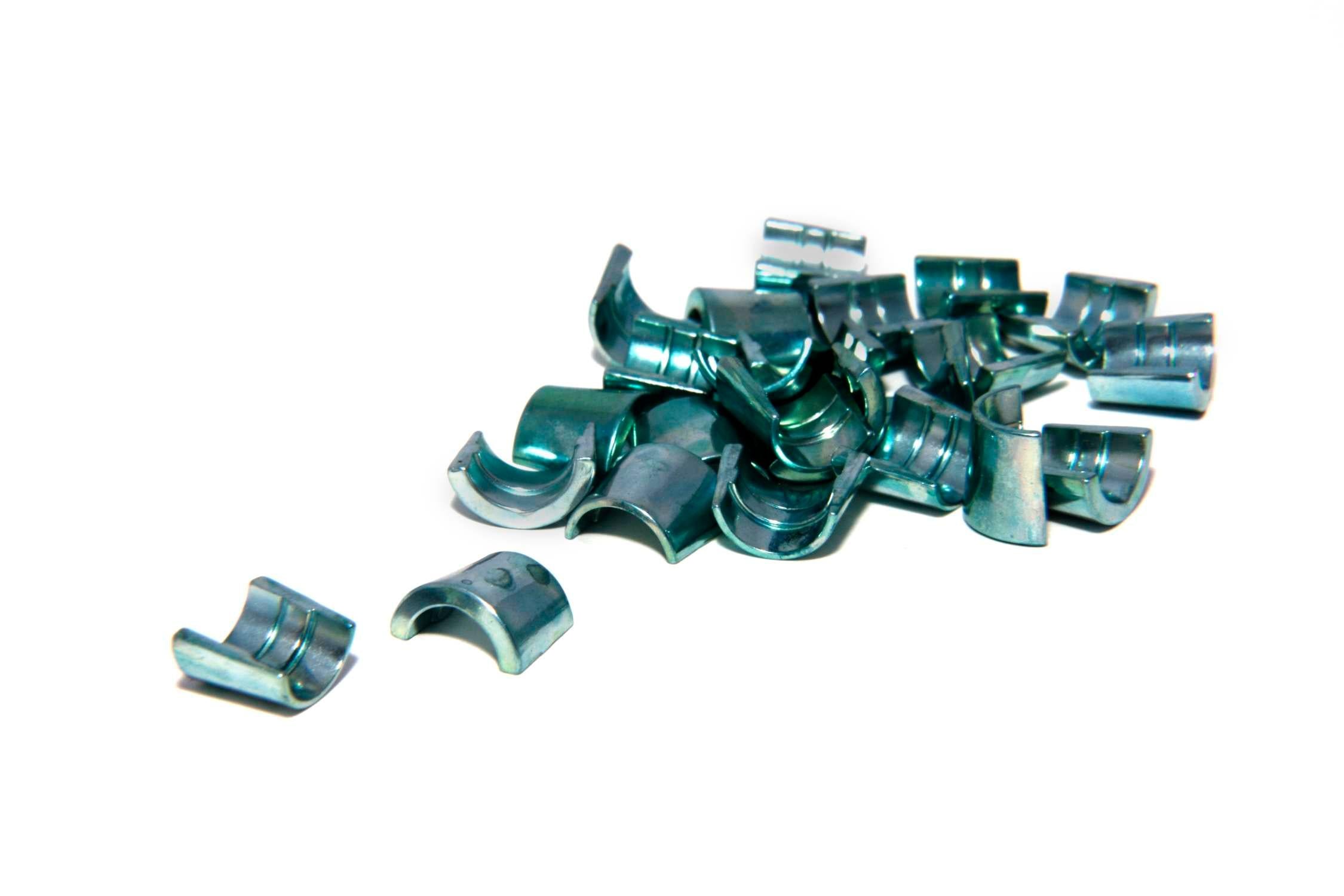 Comp Cams Hardened Steel Set of 12 - 7 Degree, 11/32", Single Groove Street Locks - 601-12