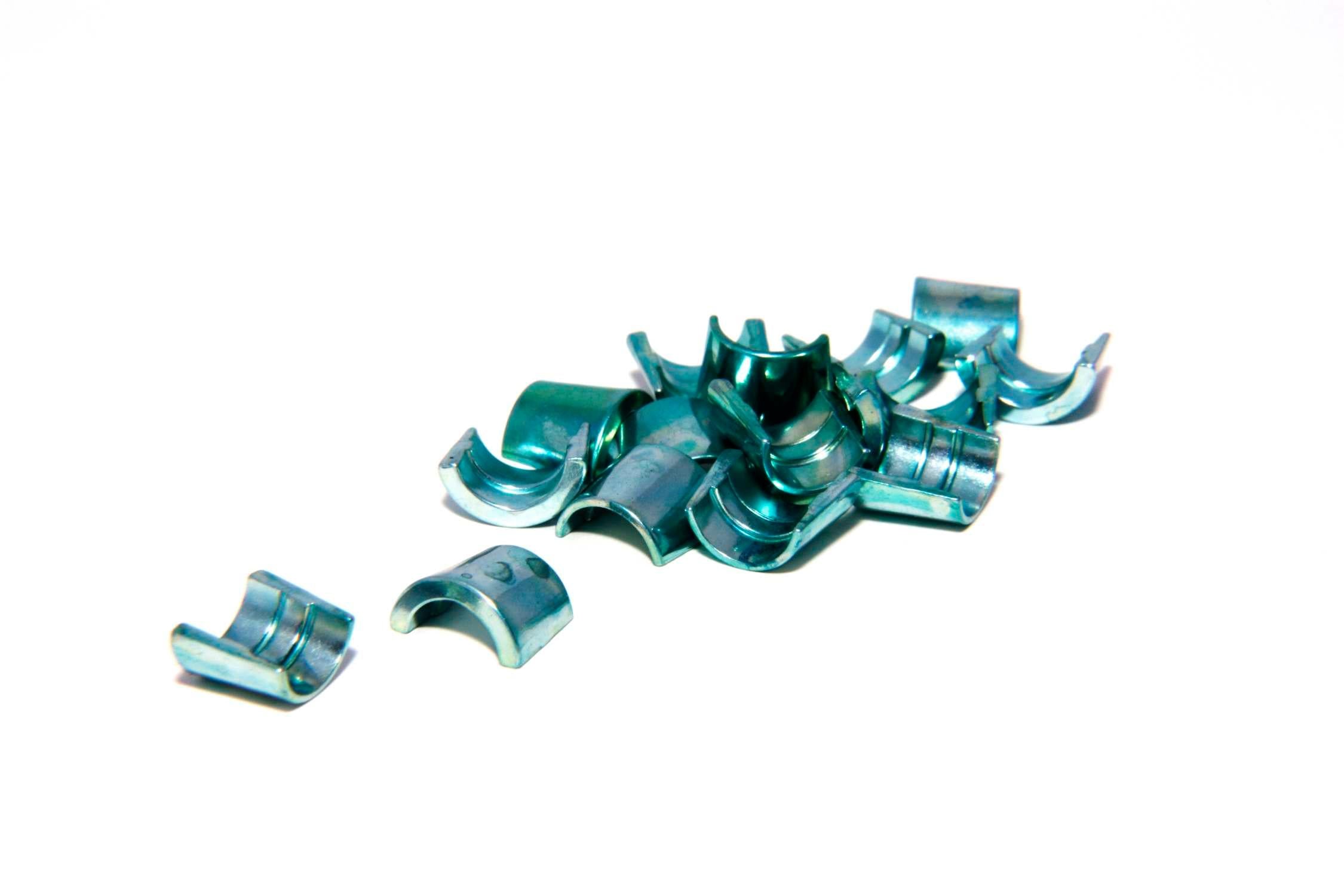 Comp Cams Hardened Steel Set of 8 - 7 Degree, 11/32", Single Groove Street Locks - 601-8