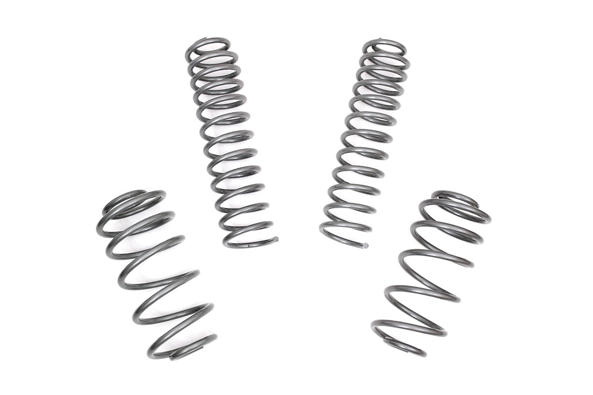 Rough Country 2.5-inch Suspension Lift System (1997-2006 Wrangler) - 652
