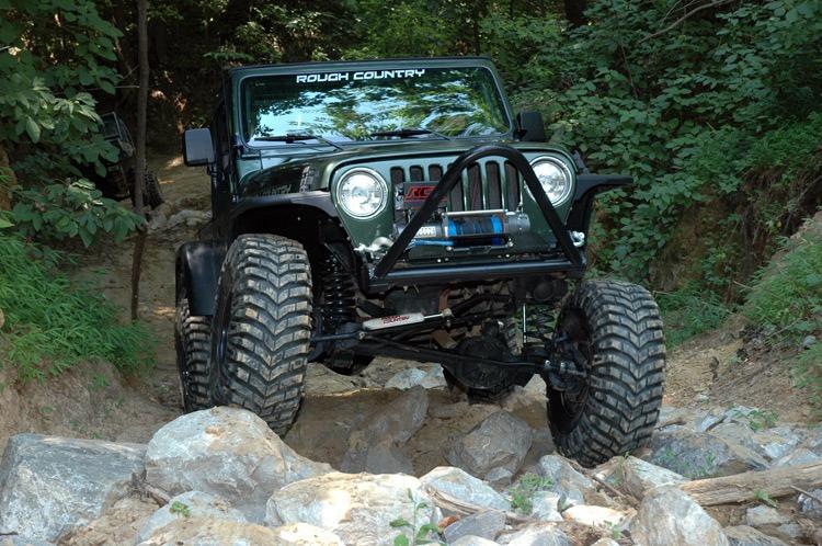Rough Country 6 Inch Lift Kit X-Series V2 Jeep Wrangler TJ (97-06)/Wrangler Unlimited (04-06) (1997-2006 Wrangler) - 66270