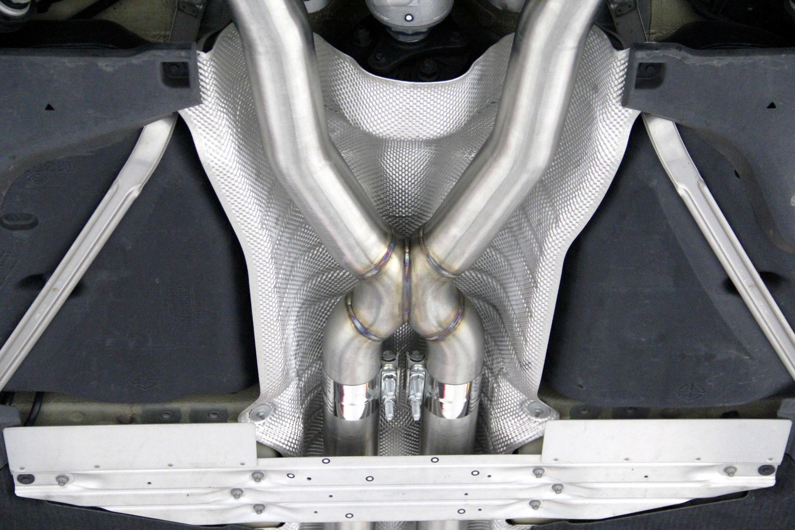 M550I Middle Exhaust  - D660-0080