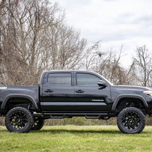 Rough Country 6 Inch Lift Kit M1 Struts/M1 Toyota Tacoma 2WD/4WD (2016-2023) (2016-2023 Tacoma) - 75840