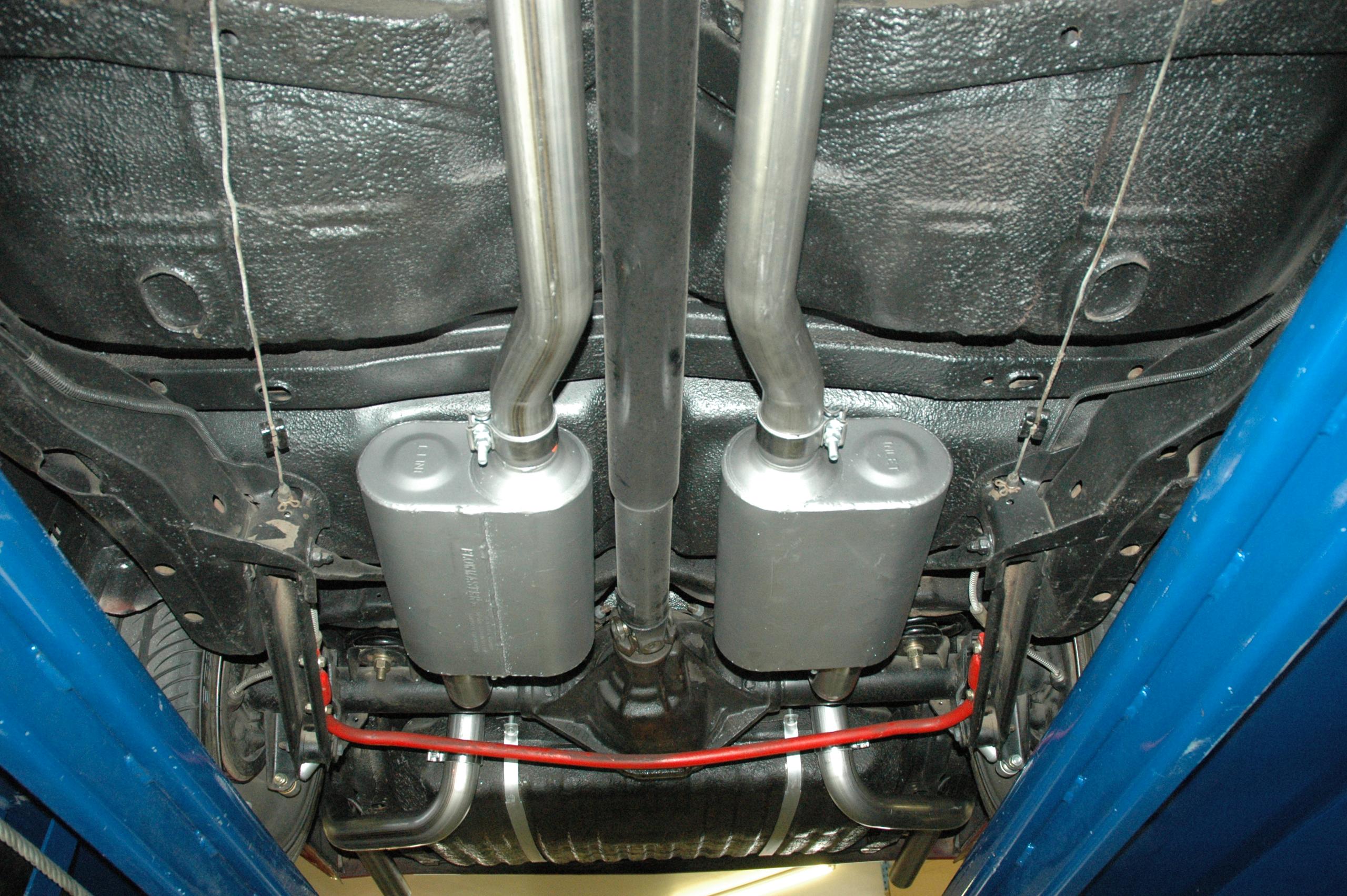 Flowmaster 817409 68-72 Gm A-Body 2.5"  Amt Dor 409S