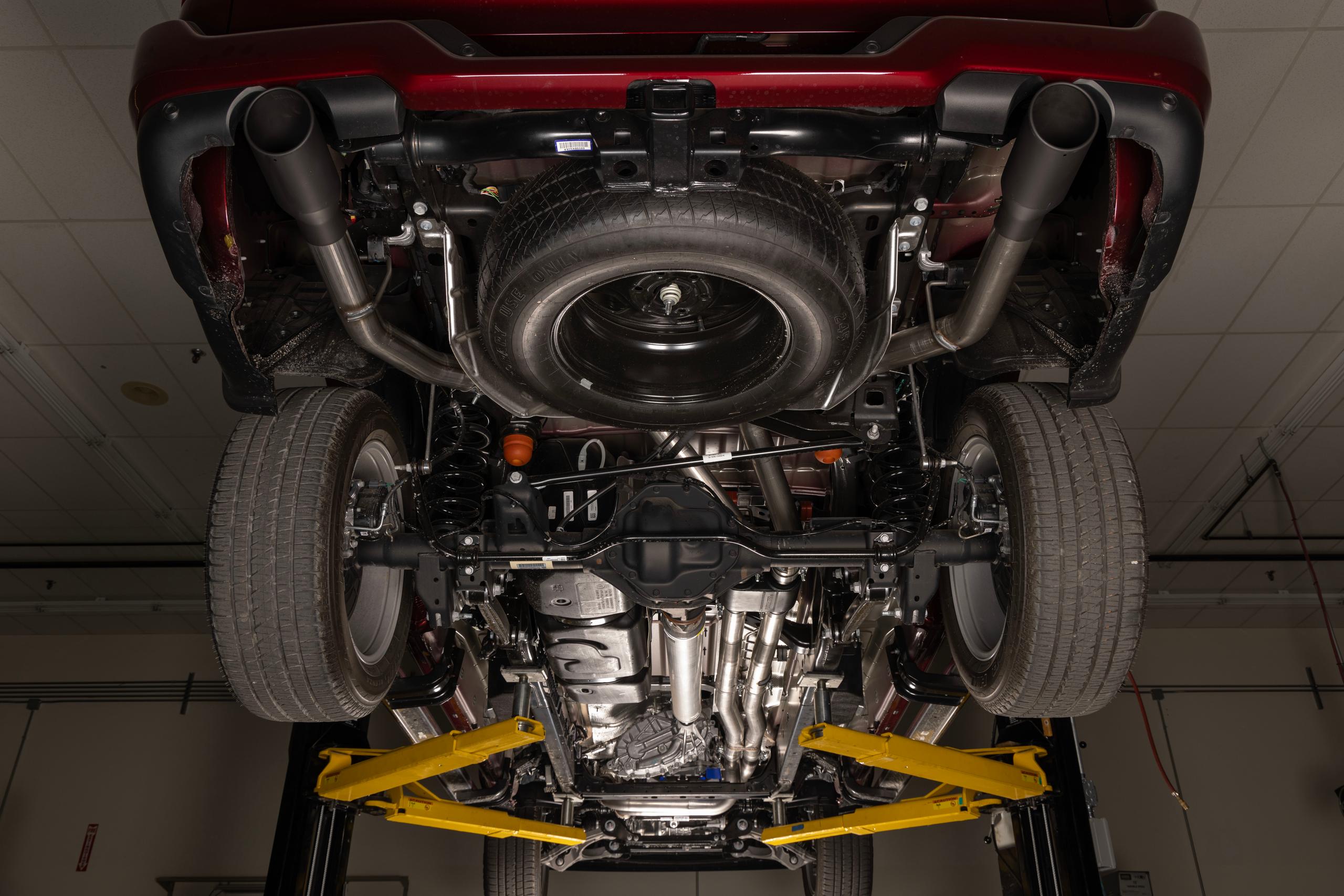 Flowmaster Outlaw Cat-Back Exhaust System (2025 1500) - 818197