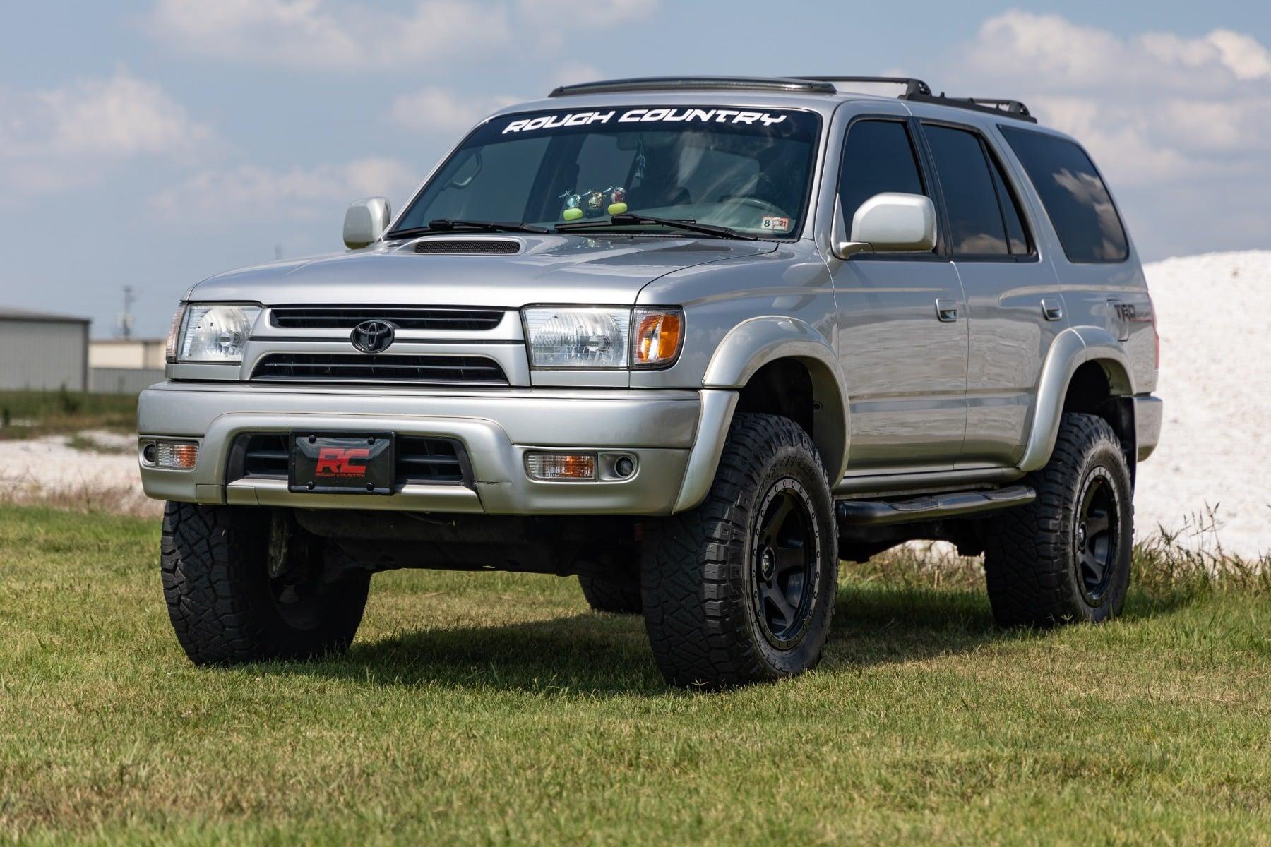 Rough Country 3 Inch Lift Kit N3 96-02 Toyota 4 Runner 4WD/96-02 Toyota 4Runner Rough Country - 77530