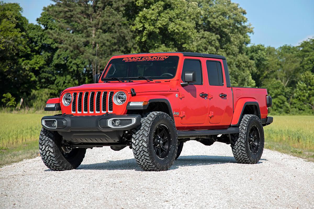 Rough Country 3.5 Inch Lift Kit Springs V2 Jeep Gladiator JT 4WD (2024-2025) (2024-2026 Gladiator) - 78970