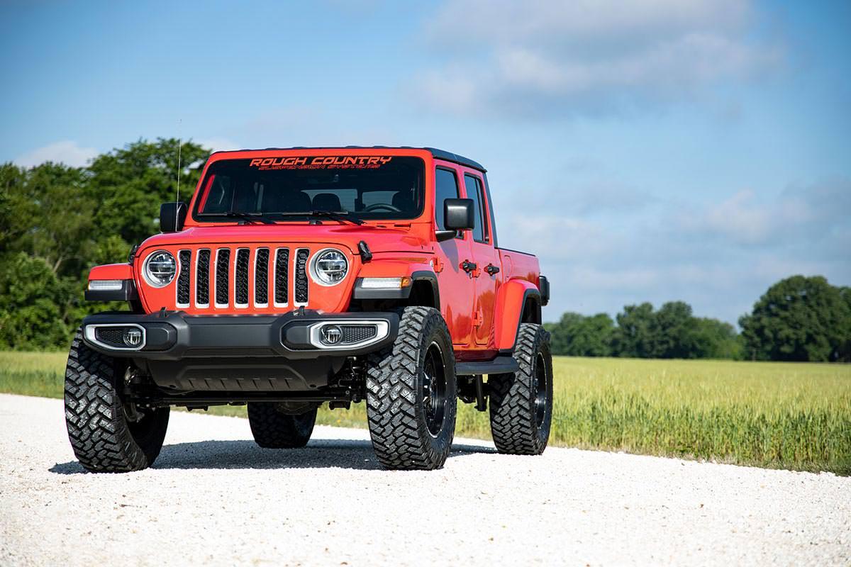 Rough Country 3.5 Inch Lift Kit Springs V2 Jeep Gladiator JT 4WD (2024-2025) (2024-2026 Gladiator) - 78970