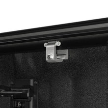Retrax 99-06 Chevy/GMC 6.5ft Bed / 07 Classic (Wide RETRAX Rail) PowertraxPRO MX
