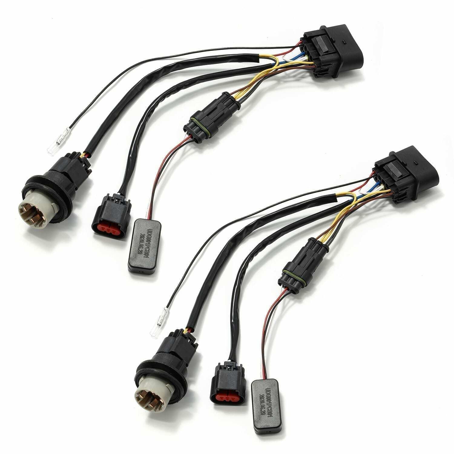 AlphaRex Wiring Adapter for Headlight Assembly (2013-2018 1500, 2500, 3500) - 810003