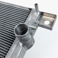 CSF Heavy-Duty All Aluminum Radiator (2021+ Bronco 2.3L & 2.7L / 2024+ Ranger 2.3L & 2.7L / 2024+ Ranger Raptor 3.0L) - 8228
