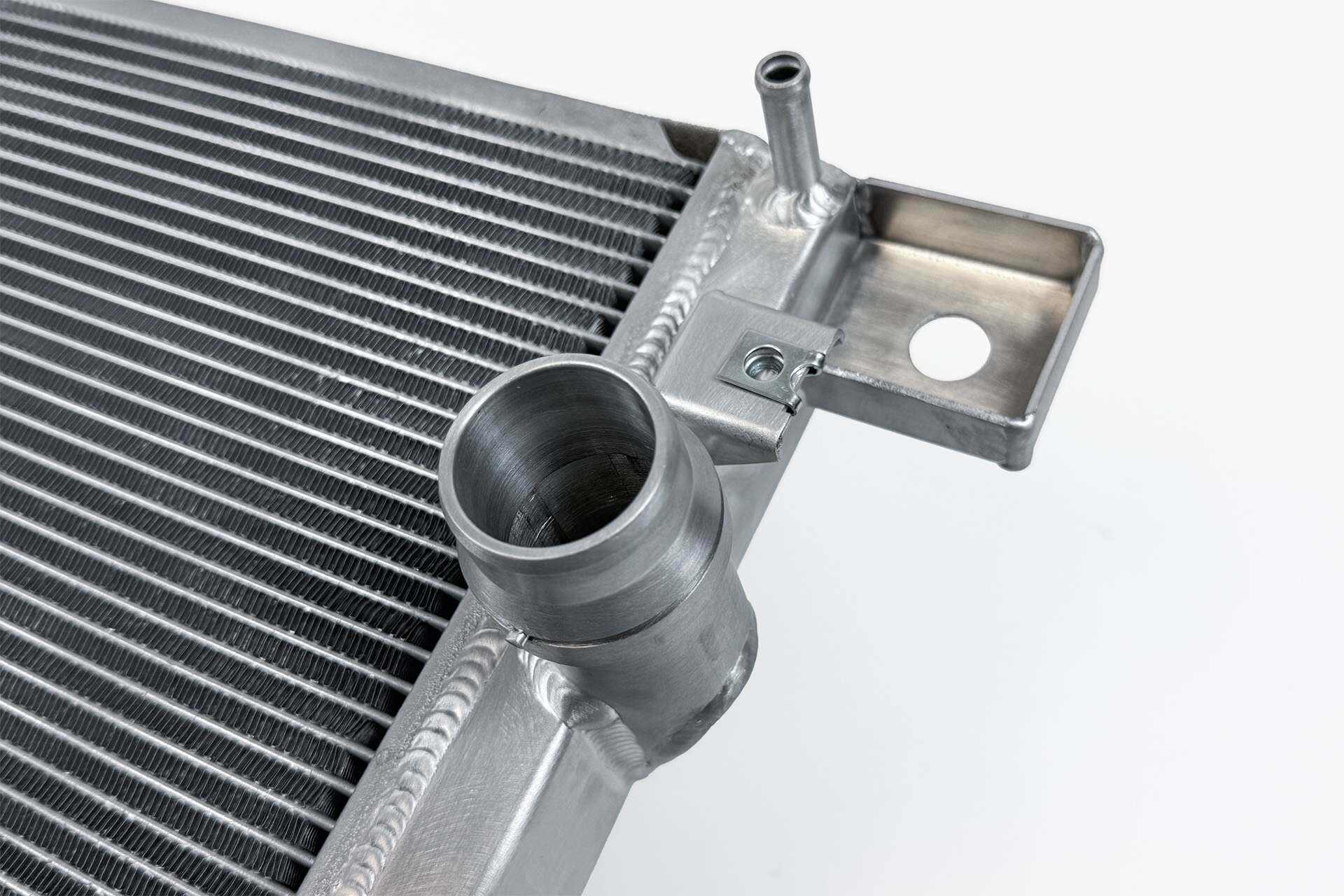 CSF Heavy-Duty All Aluminum Radiator (2021+ Bronco 2.3L & 2.7L / 2024+ Ranger 2.3L & 2.7L / 2024+ Ranger Raptor 3.0L) - 8228