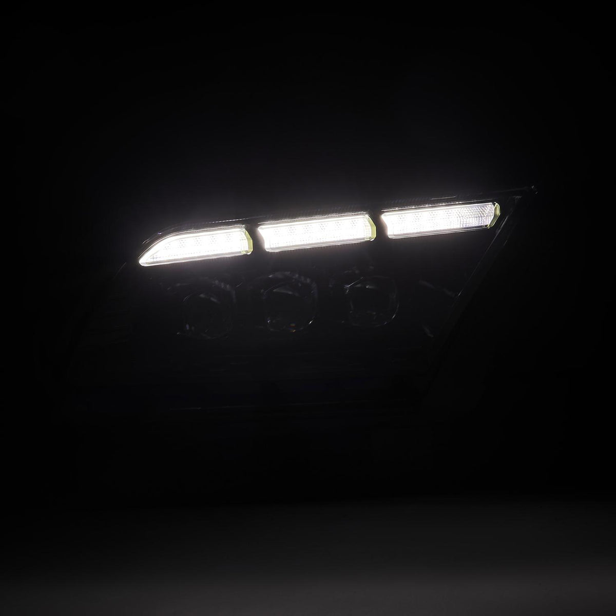 AlphaRex Projector Headlights Black (2013-2014 Mustang) - 880487