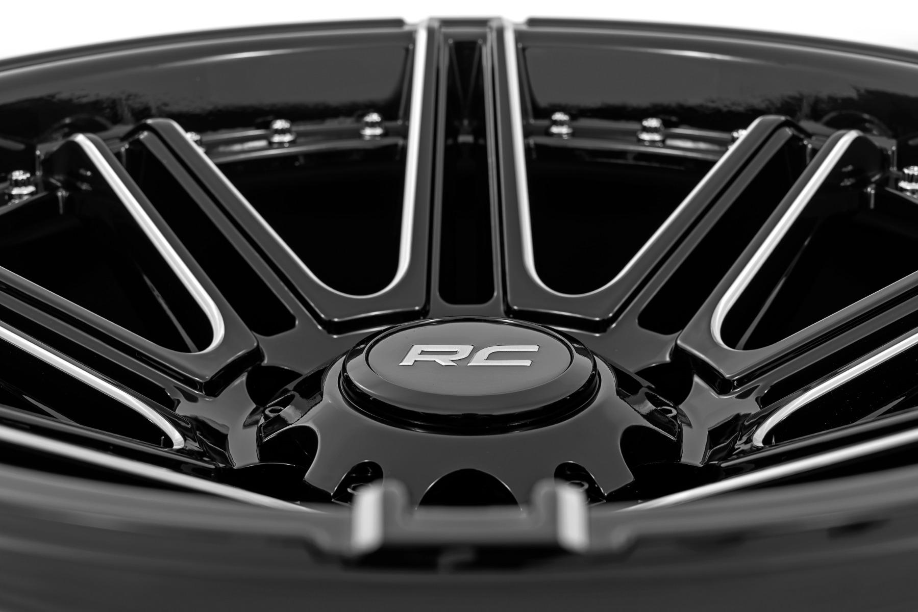 Rough Country 88 Series Wheel One-Piece Gloss Black 17x9 6x5.5 +0mm (1960-1998 K10 Pickup, C10 Pickup, Land Cruiser, Blazer, K20 Pickup, K25/K2500 Pickup, K15/K1500 Pickup, Jimmy, K15/K1500 Suburban, Wagoneer, Cherokee, J20, J10, K15 Suburban, Scout II, K