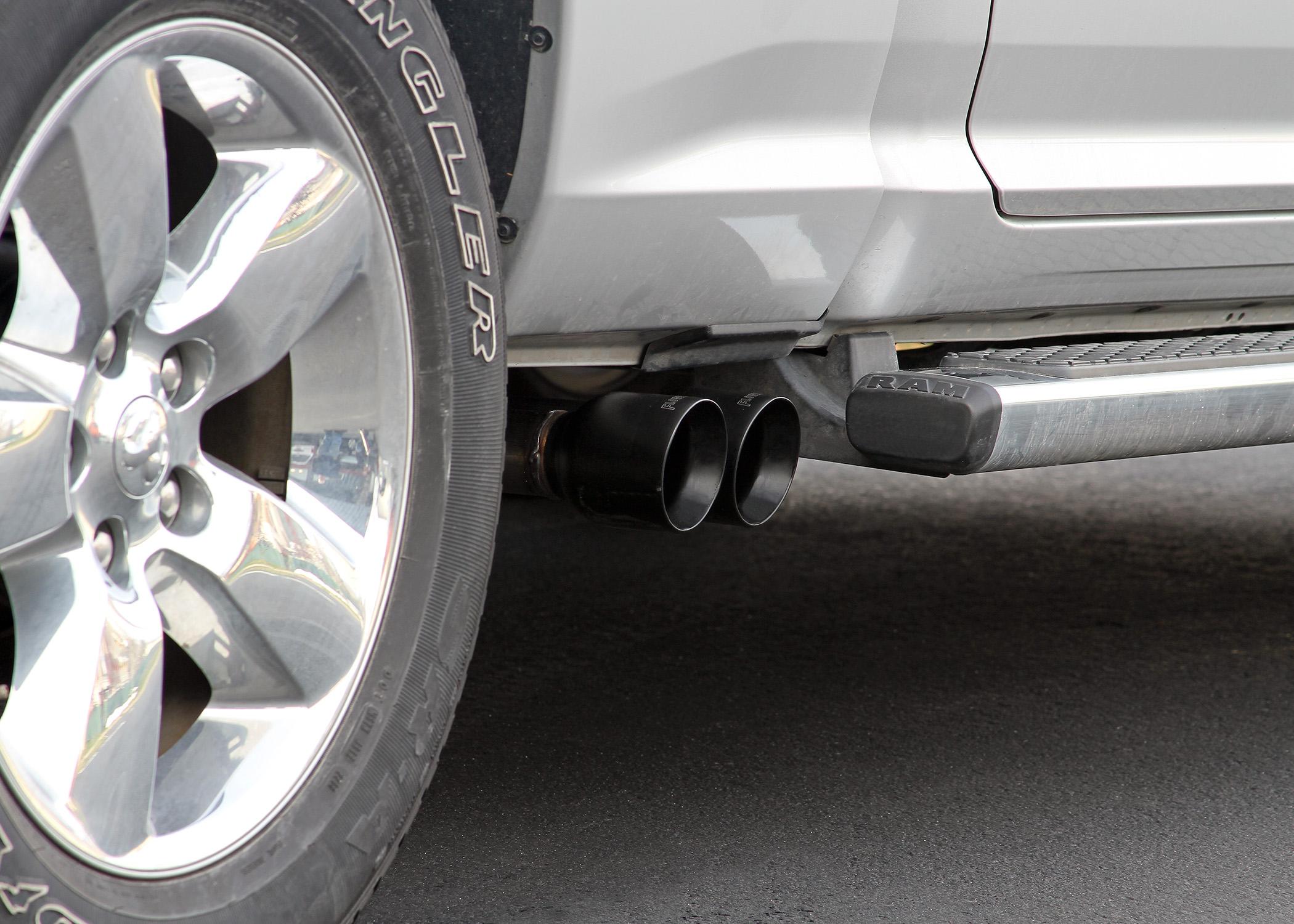 Flowmaster Flow FX Cat-Back Exhaust System - 717993