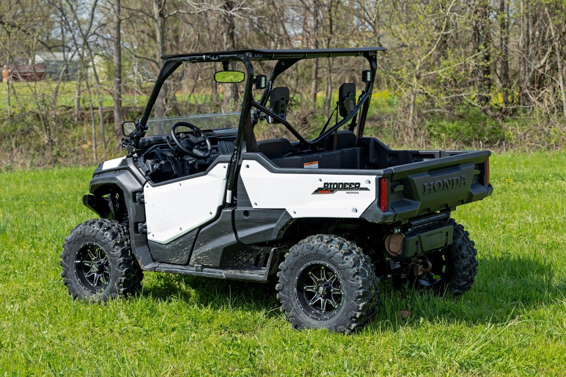 Rough Country UTV Roof HDPE 2-Door Honda Pioneer 1000 (2016-2025 SXS1000M3 Pioneer 1000, SXS1000M3 Pioneer 1000 EPS, SXS1000M3 Pioneer 1000 Limited Edition, SXS1000M3 Pioneer 1000 Deluxe, SXS1000M3 Pioneer 1000 Special Edition, SXS1000M3 Pioneer 1000 Trai