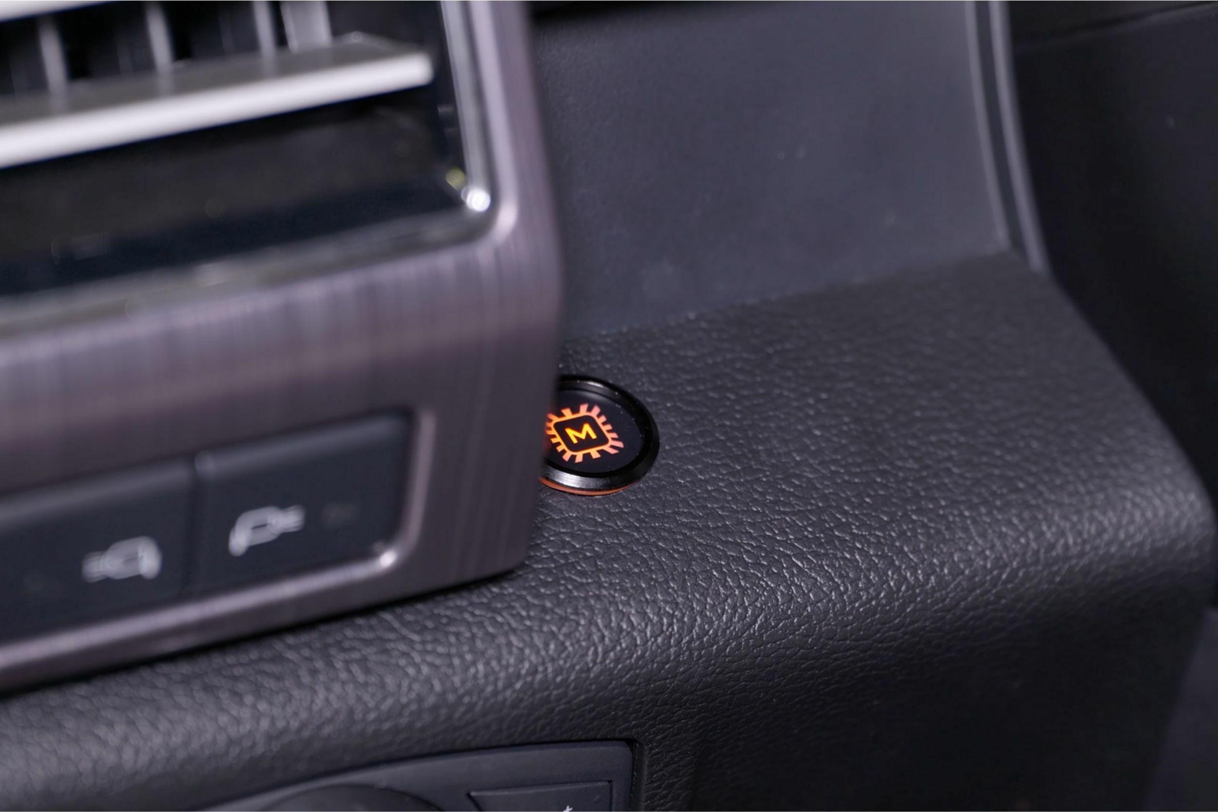 Morimoto Switched Power Harness: 2x Outputs (LED Pods: All with DT 2-Pin Input) - BAF000H