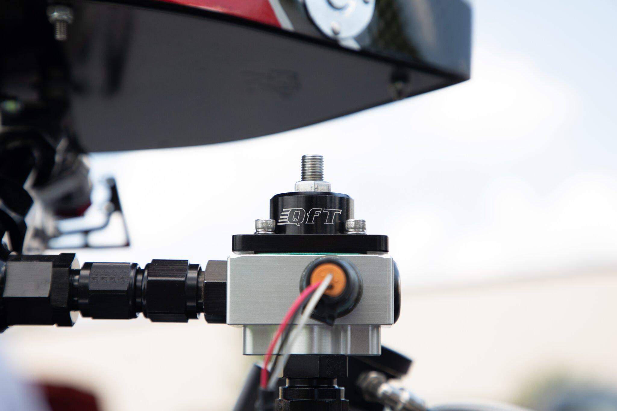 Quickfuel Billet Pressure Regulator. - 30-1803QFT