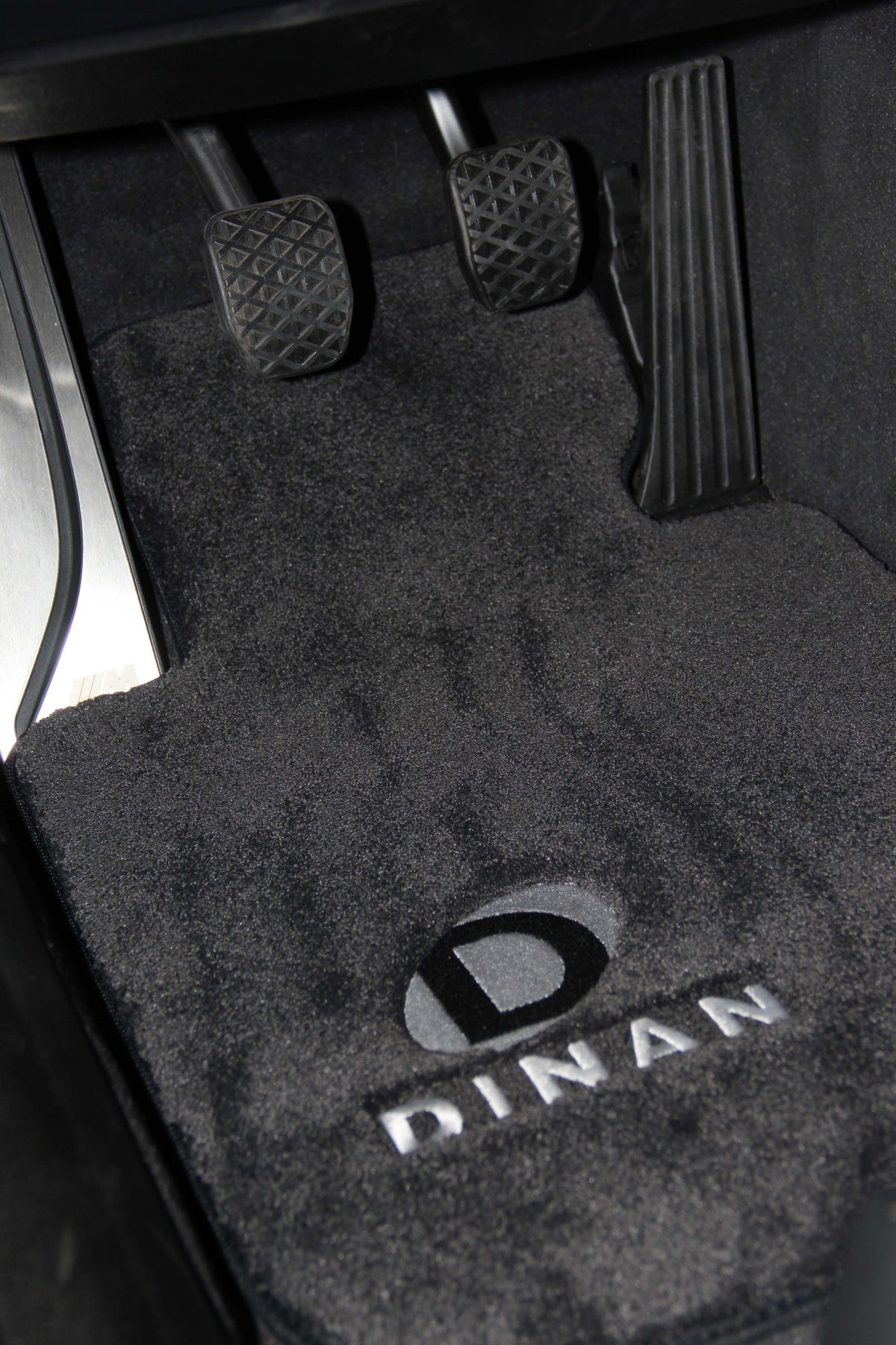 Dinan Signature Floor Mats - B  - D701-DNBW2808-4C-BLK
