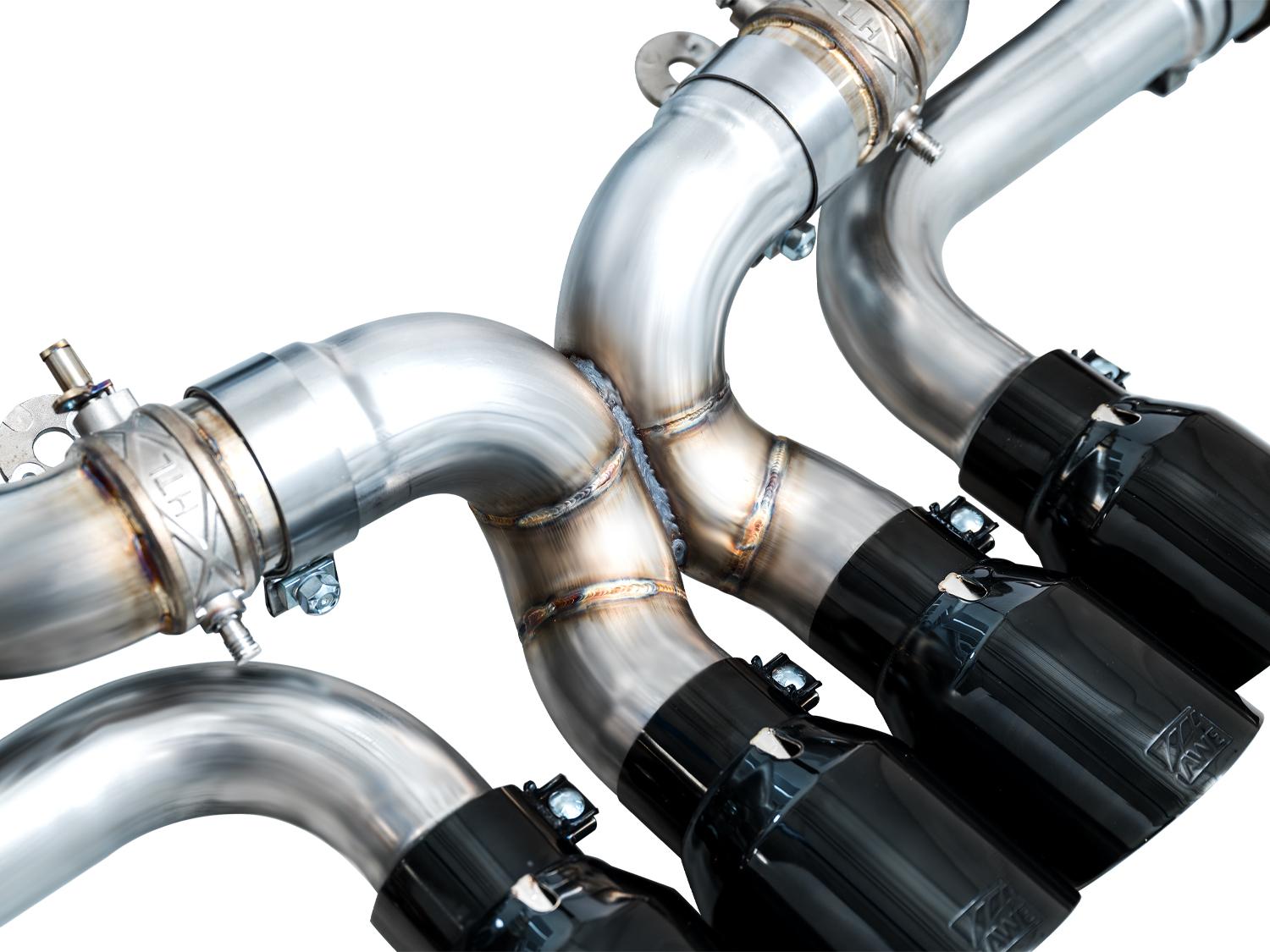AWE SwitchPath Exhaust for C8 Corvette Z06 - Diamond Black Tips - 3025-43906