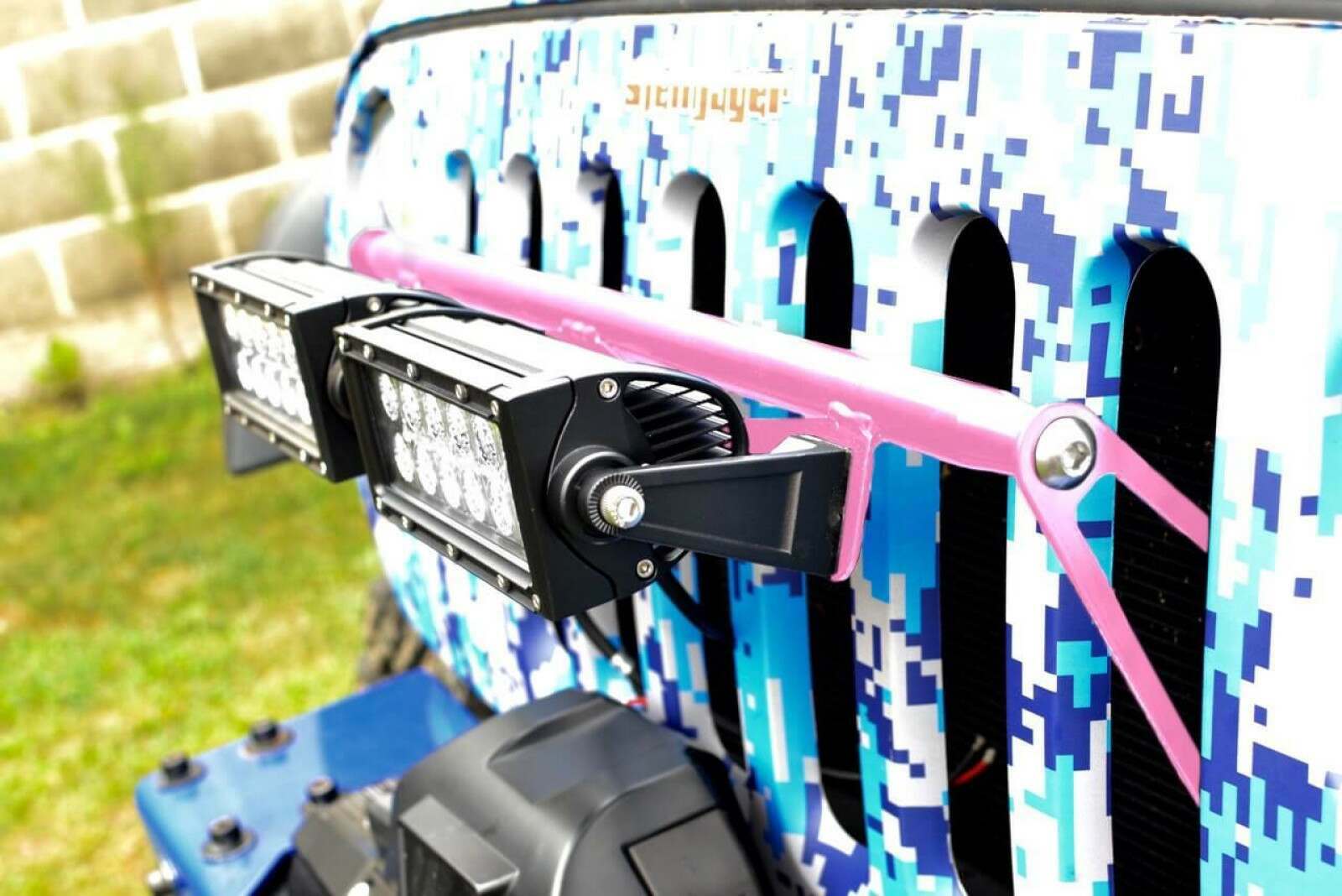 Steinjager Exterior Accessories Wrangler JK 2007-2018 Light Mounts Grill Brackets and Lights Pinky - J0041409