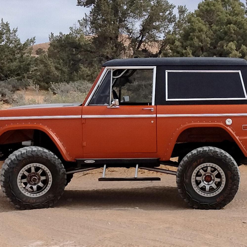 Rock Slide Engineering Ford Bronco 1St Generation Step Sliders 2 Boxes (1966-1977 Bronco) - BD-SS-300-B1G