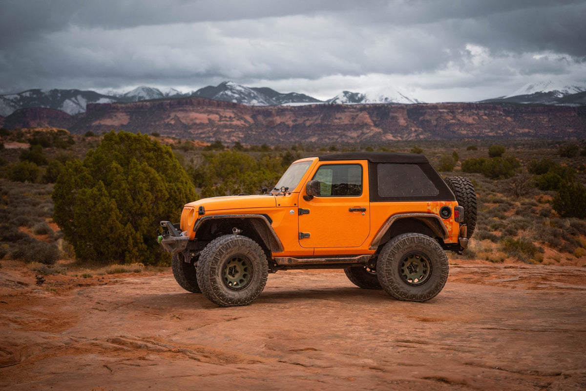 Bestop Trektop(R) Glide(Tm) Slantback Soft Top (2018-2024 Wrangler) - 54930-35