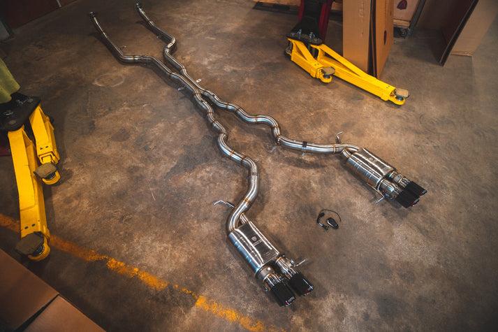 Valvetronic Designs 2011-2016 BMW F10 M5 4.4L Catback T304 Stainless Steel Forged Carbon 3.5 Inch Outlet Tips - BMW.F10.M5.VSES.BR.FC