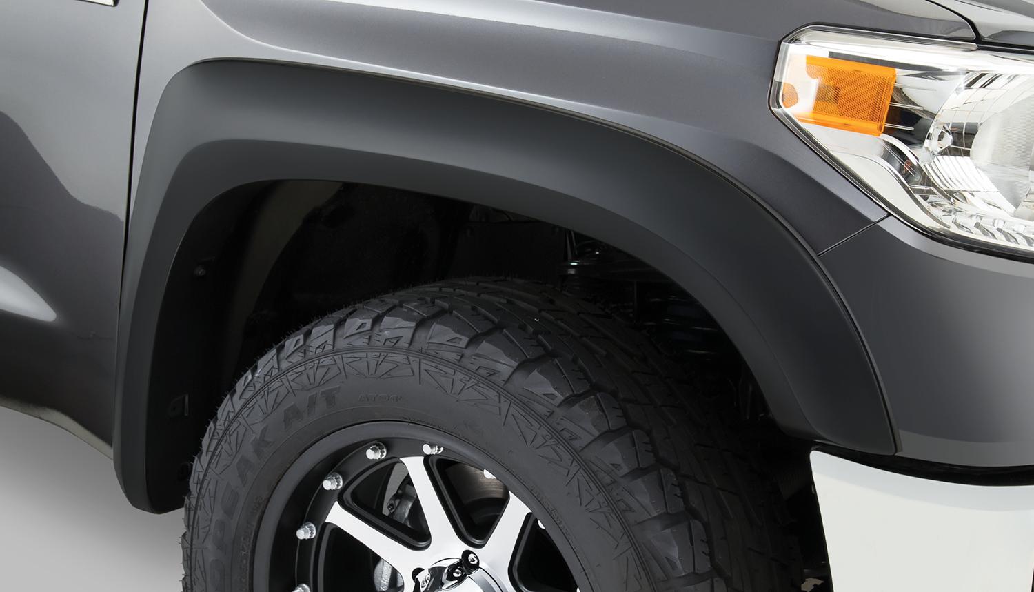 Bushwacker Fender Flares Extend-A-Fender Style 4Pc (2000-2002 Tundra) - 30902-02