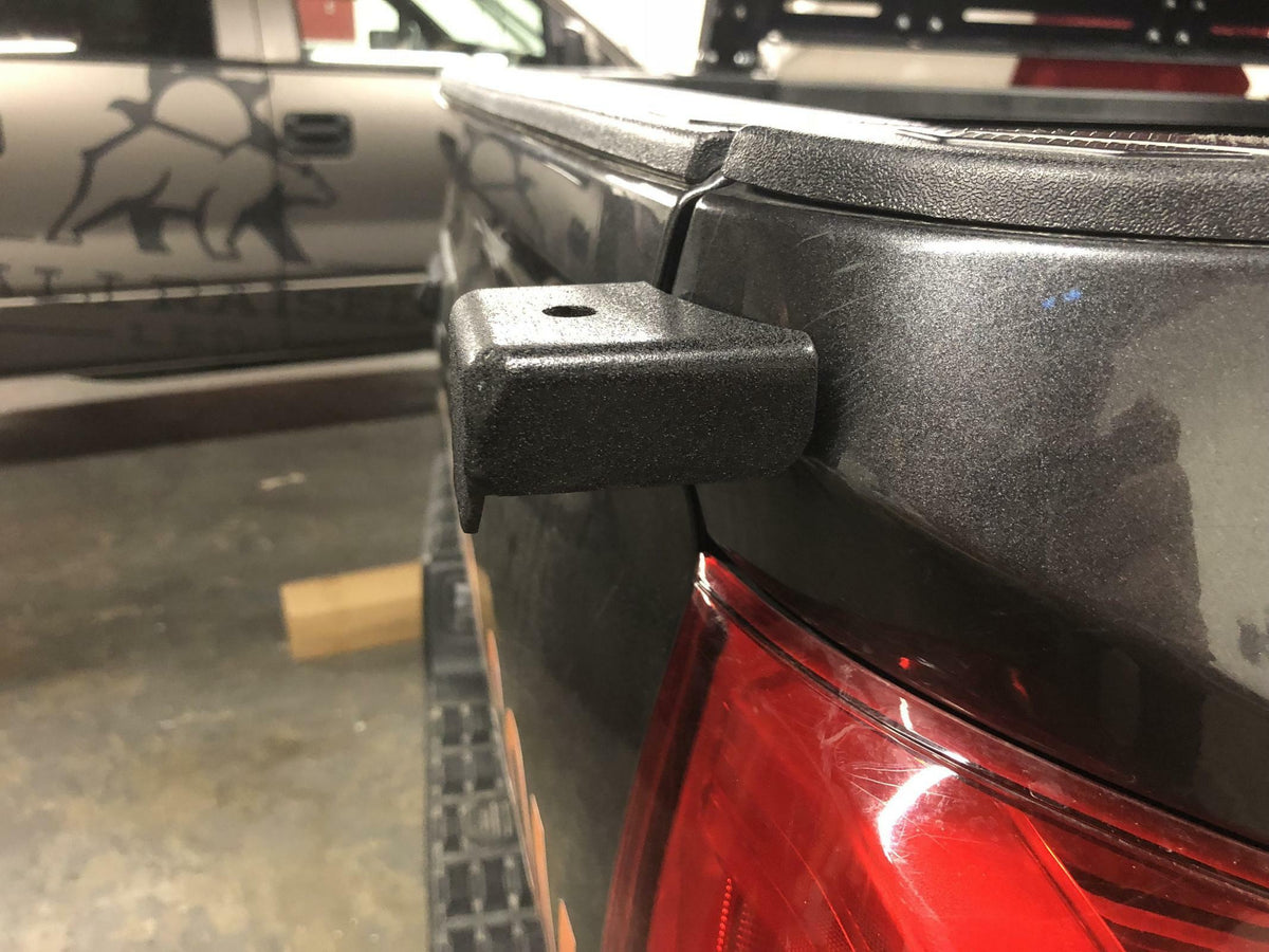 Cali Raised LED 16-21 Tacoma Bed Accessory Mount Driver and Passenger - CR3622