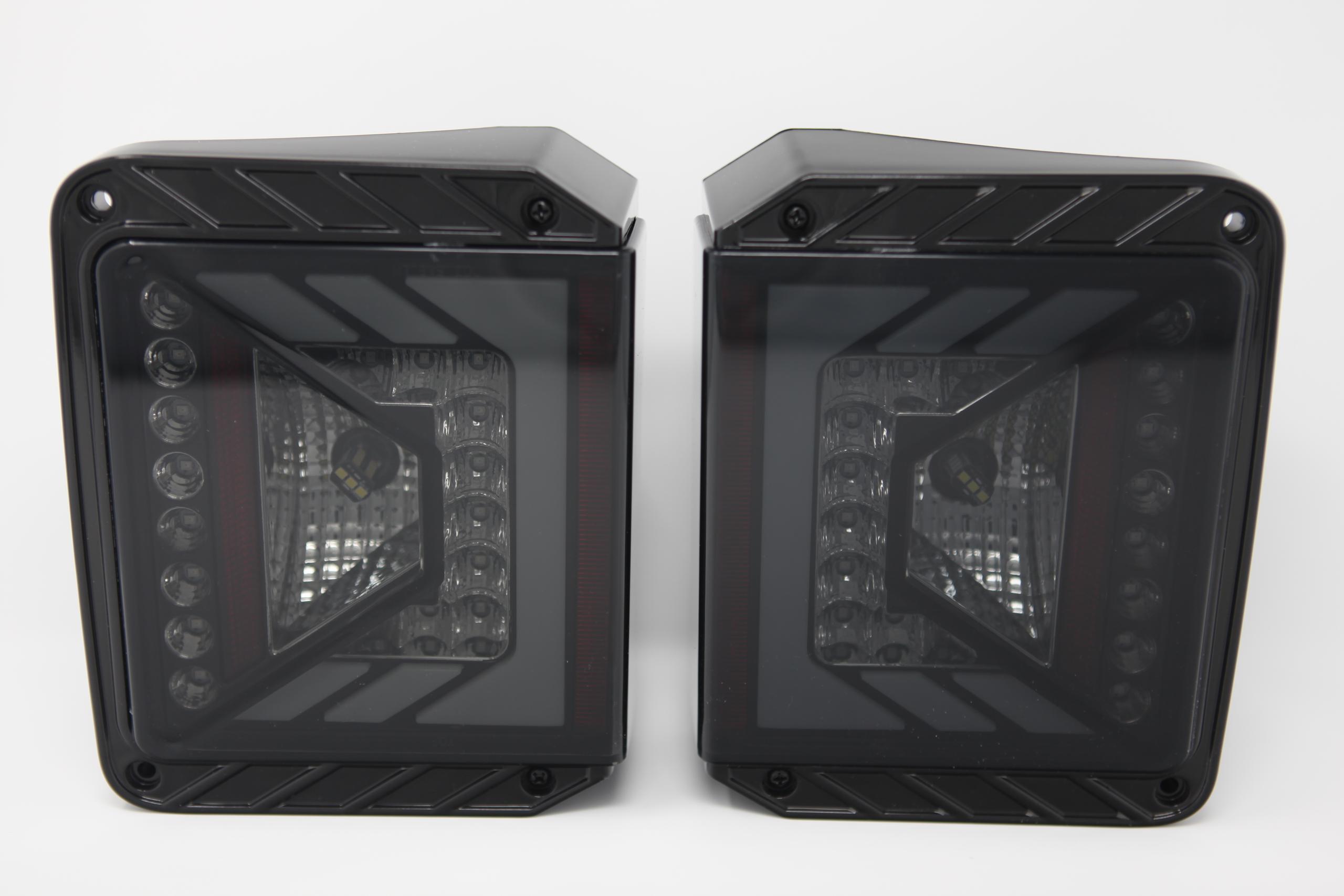 Winjet Led Tail Lights-Black / Smoke (2007-2018 Wrangler, Wrangler JK) - CTRNG0490-BS