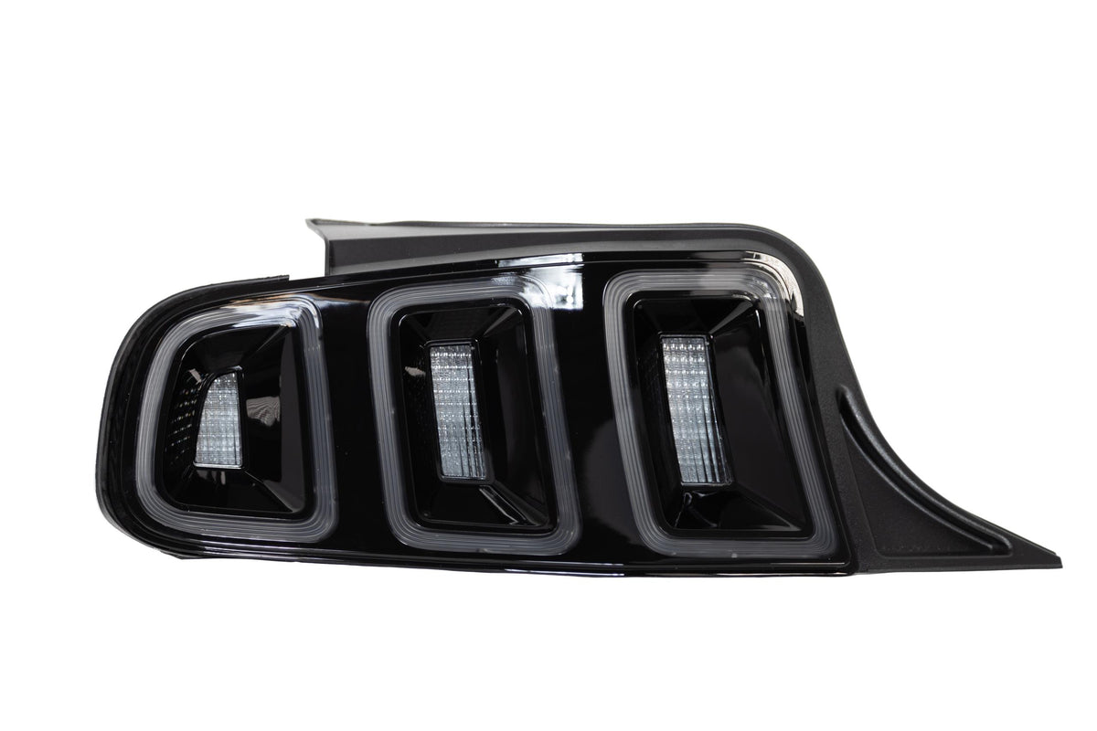 Winjet Led Sequential Tail Lights-Gloss Black / Clear (2010-2014 Mustang) - CTRNG0678-GBC