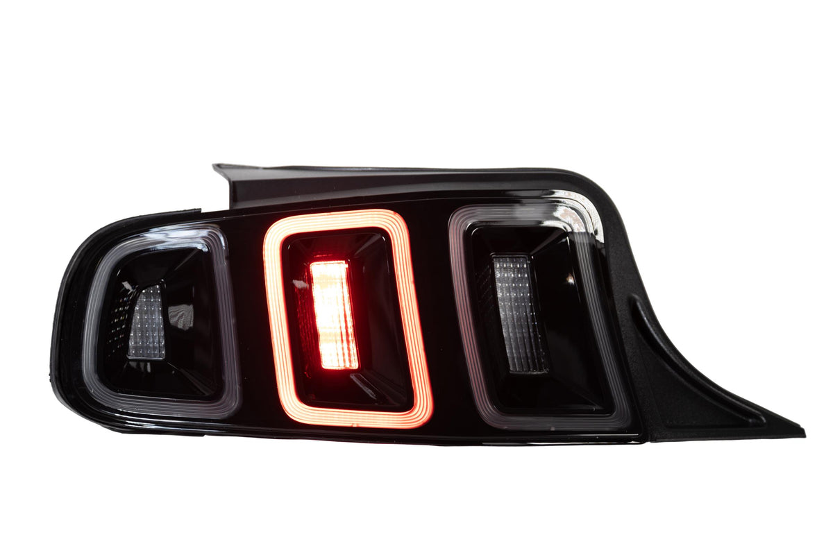 Winjet Led Sequential Tail Lights-Gloss Black / Clear (2010-2014 Mustang) - CTRNG0678-GBC