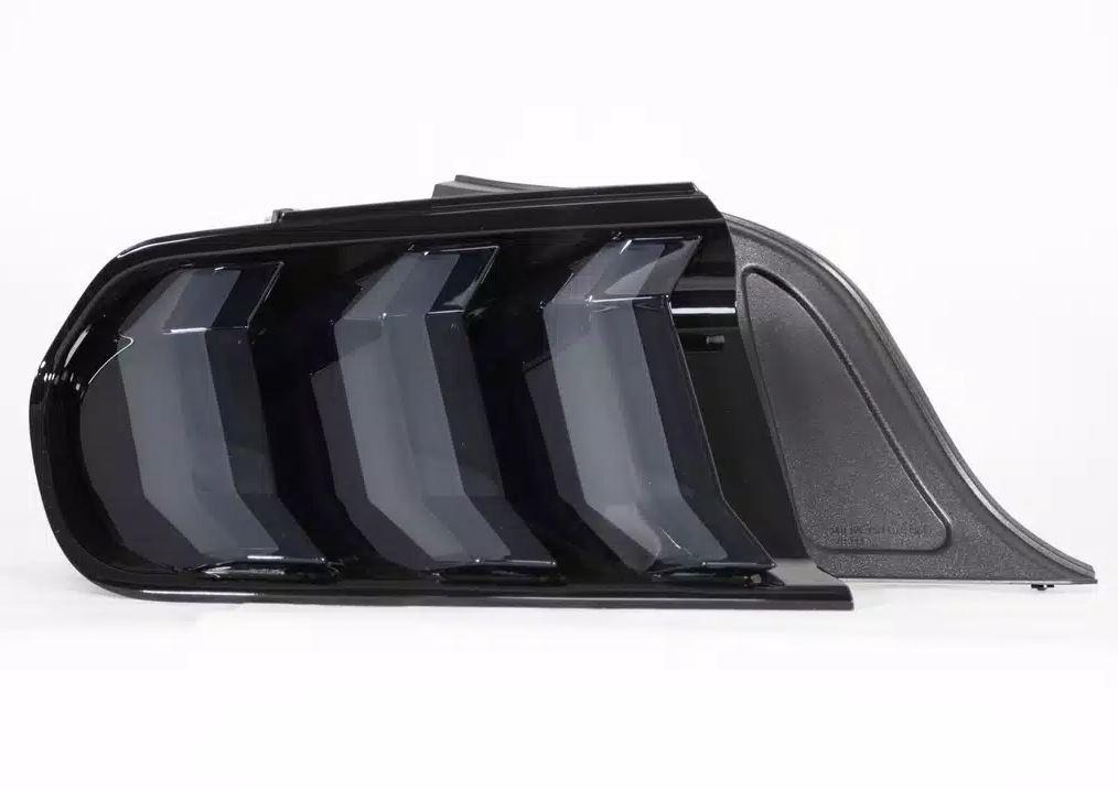 Winjet Led Sequential Tail Lights-Gloss Black / Smoke (2015-2023 Mustang) - CTRNG0680-GBS