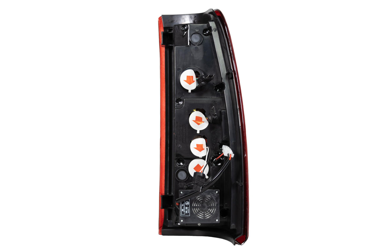 Winjet Led Tail Lights-Chrome / Red (1999-2007 Chevrolet Fitment) - CTRNG0697-CR
