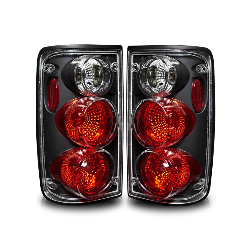 Winjet Altezza Tail Lights-Black / Clear (1989-1995 Pickup) - CTWJ-0045-BC
