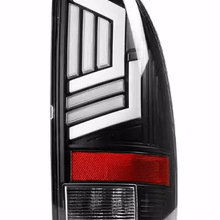 Winjet Sequential Tail Lights-Gloss Black / Clear (2005-2015 Tacoma) - CTWJ-0704-GBC-SQ