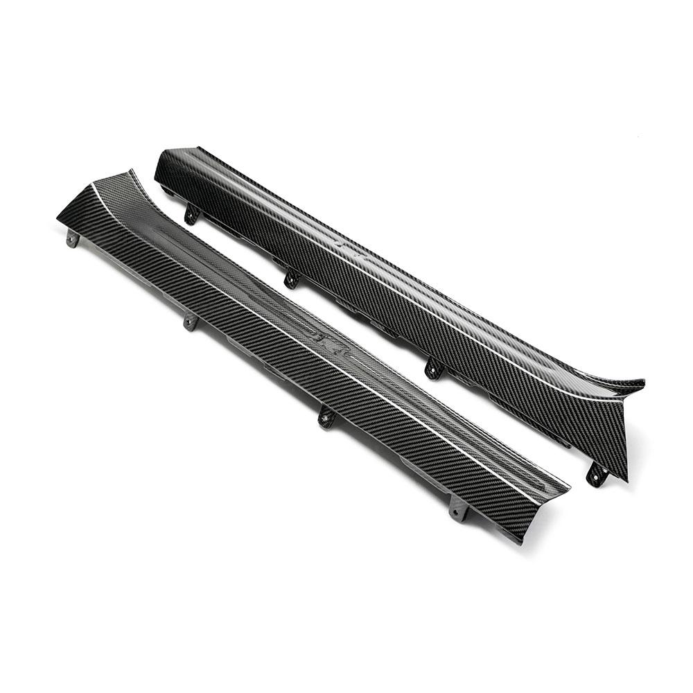 Seibon Carbon Small (2009-2010 GTR R35) - DS0910NSGTR
