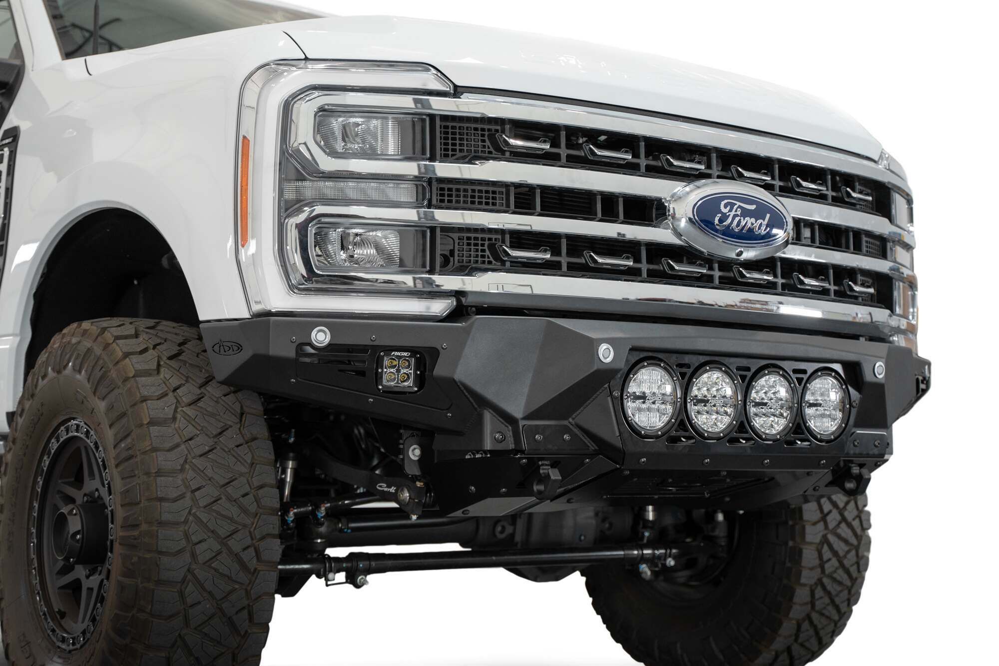 Addictive Desert Designs 2023-Up Ford Super Duty F250 - Bomber Front Bumper 4 Rigid 360 6" Mounts And Dually Mounts On Sides In Hammer Black With Satin Black Panels - F810014110103