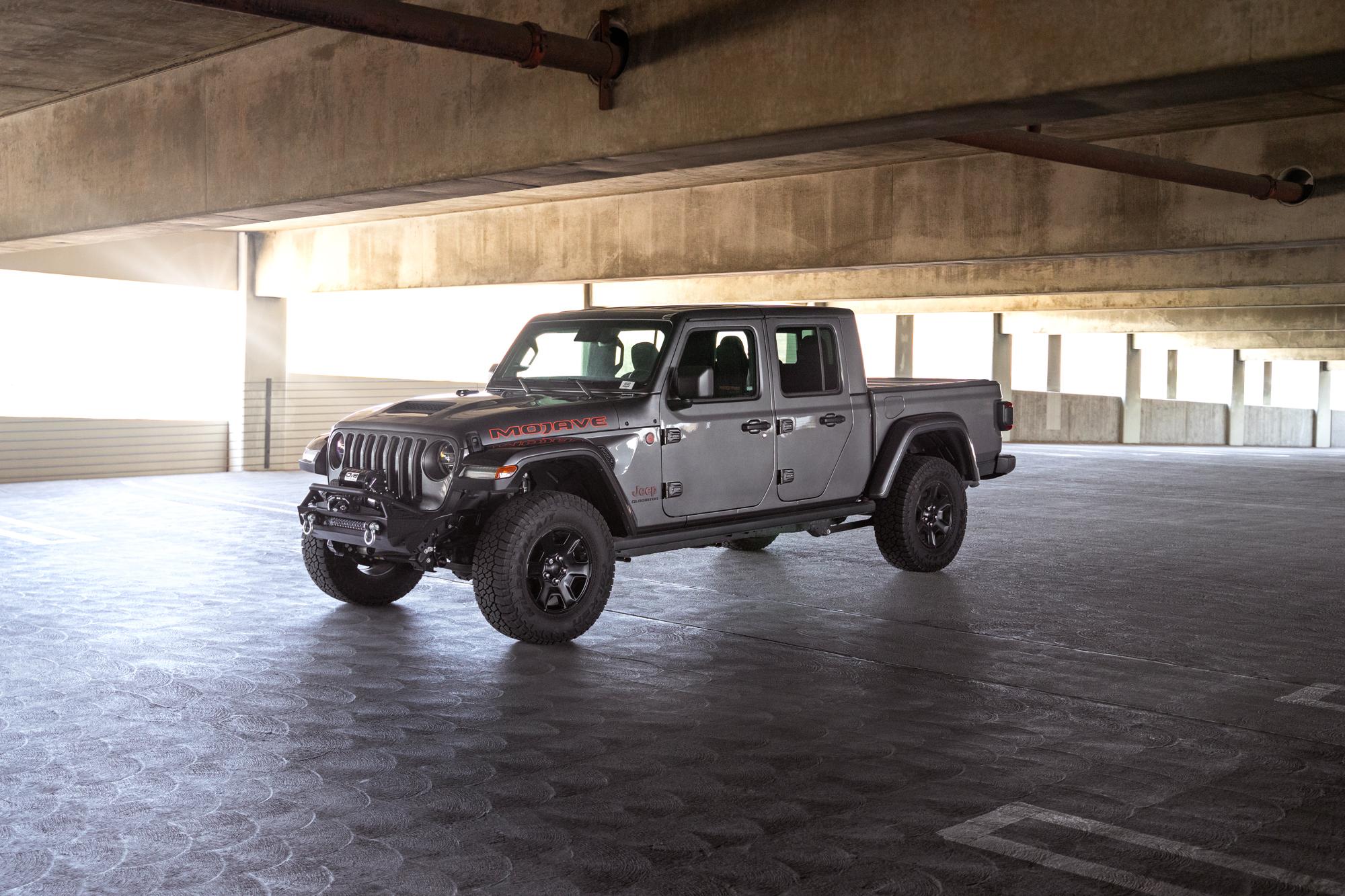 DV8 Offroad Jeep Wrangler Jk/Jl &Amp; Gladiator Jt Fs-1 Series Stubby Front Bumper - FBJL-11