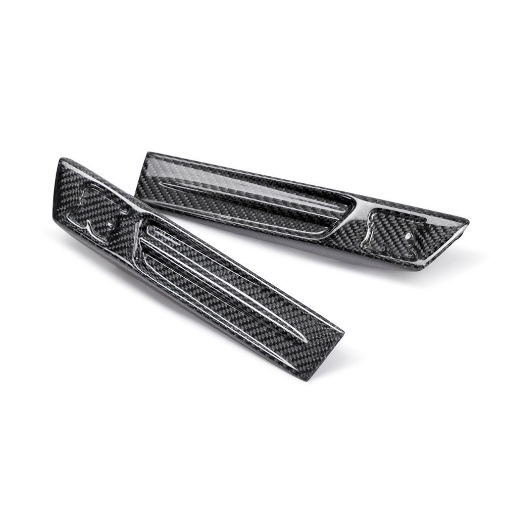 Seibon Carbon Small (2009-2010 GTR R35) - FDL0910NSGTR