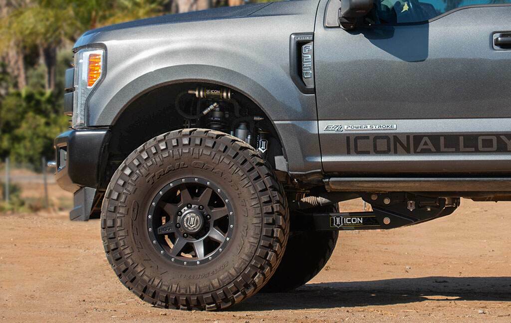 Icon 17-Up Ford F250/F350 4-5.5" Stage 6 Coilover Conversion System W Radius Arm - K63156R