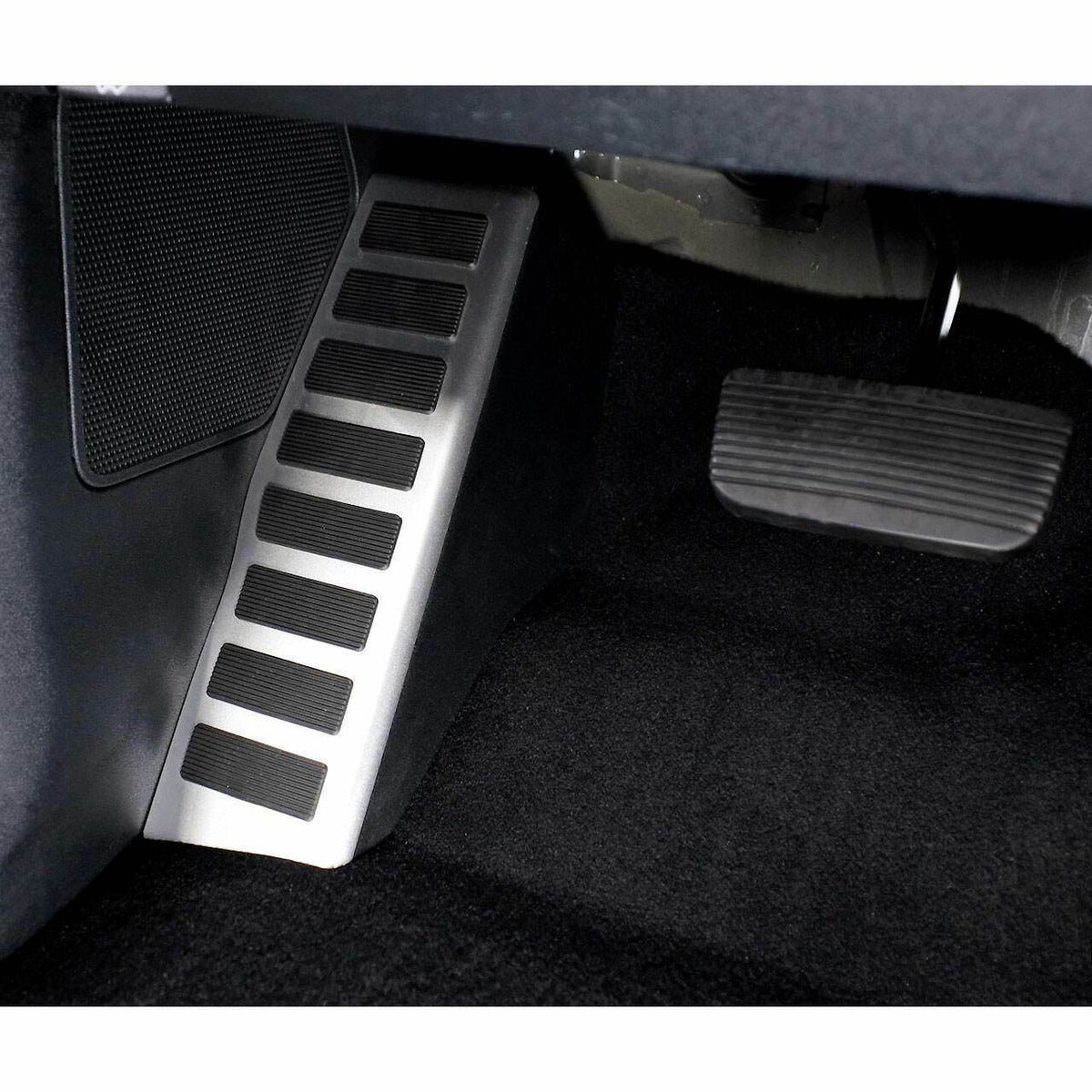 IAG Performance I-Line Dead Pedal Cover In Silver (2021-2025 Ford Bronco) - IAG-ACC-F3083