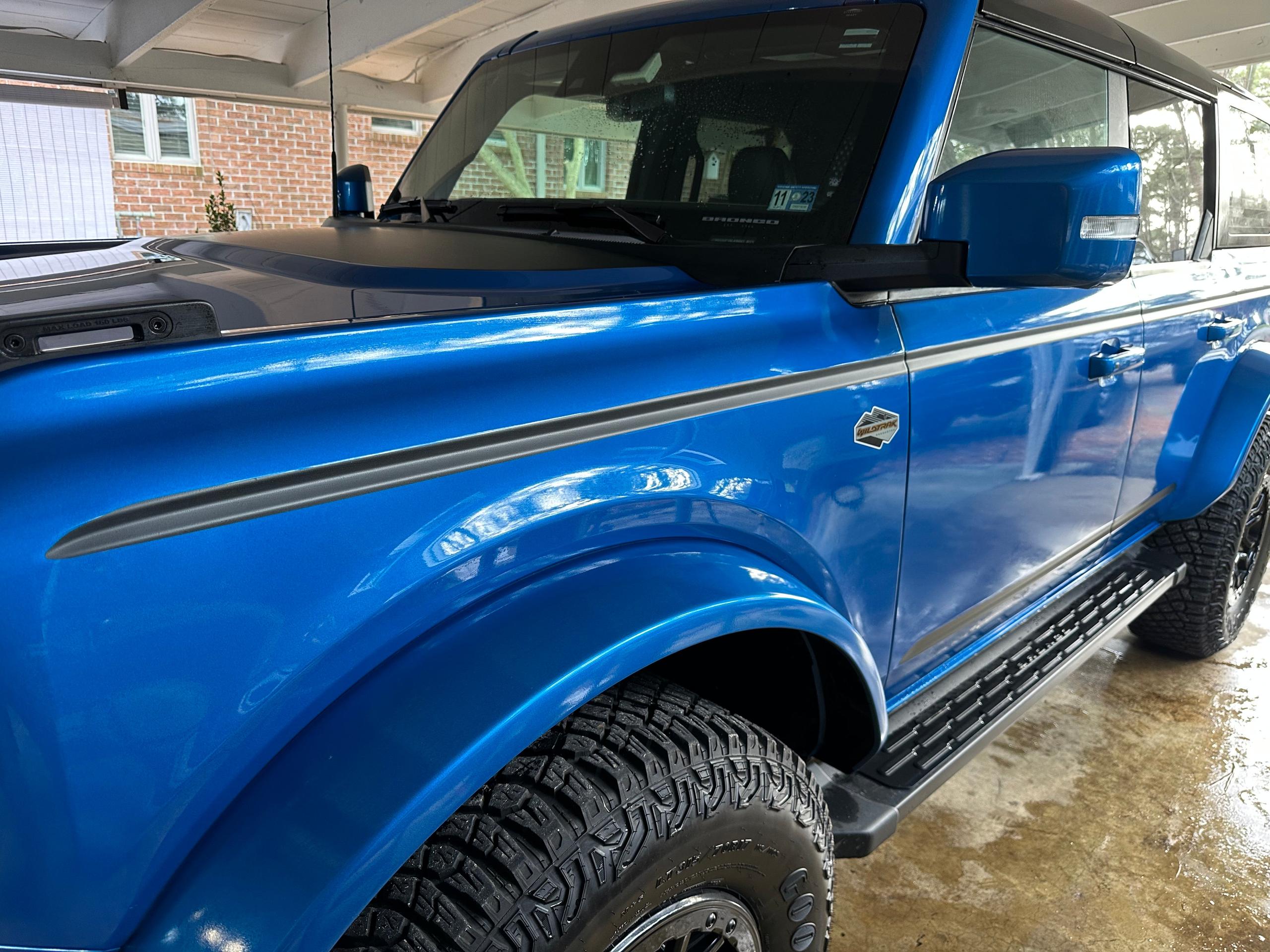 Anchor Room Body Accent Decals - Gloss Black (2021-2025 Bronco) - 21FB_BA_G