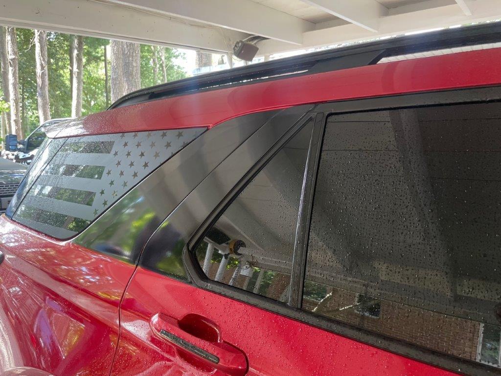 Anchor Room Quarter Window American Flag - Black Reflective (+$30.00) , Non-Distressed(2020-2023 Explorer) - 20FE_QWFND_BR