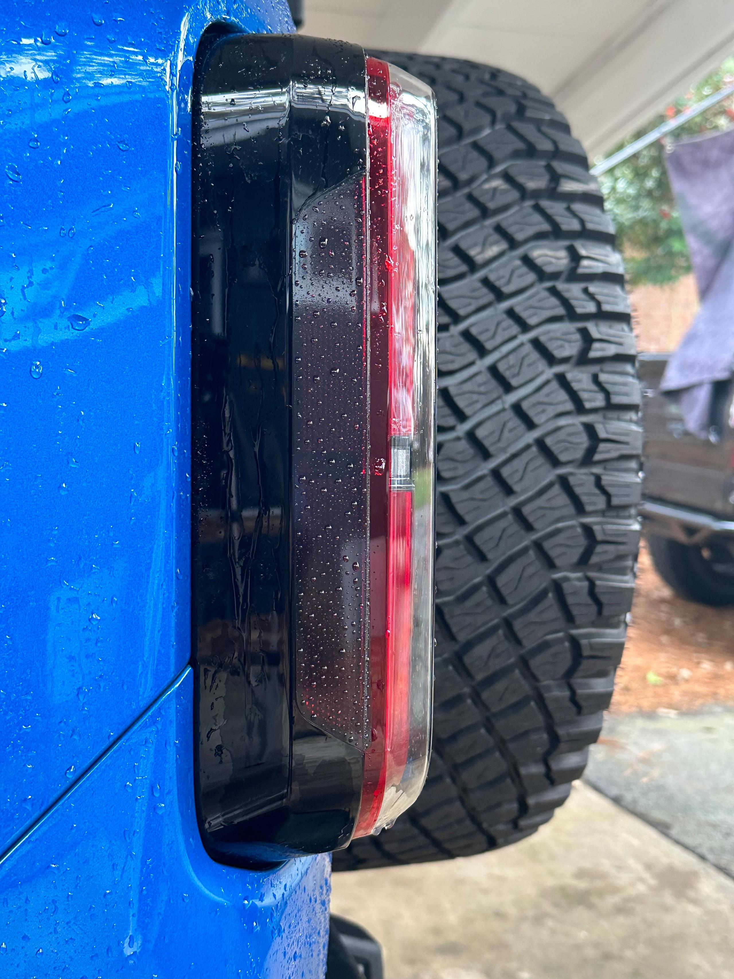 Anchor Room Tint Kit - Rear Side Marker (2021-2025 Bronco) - 21FB_RM