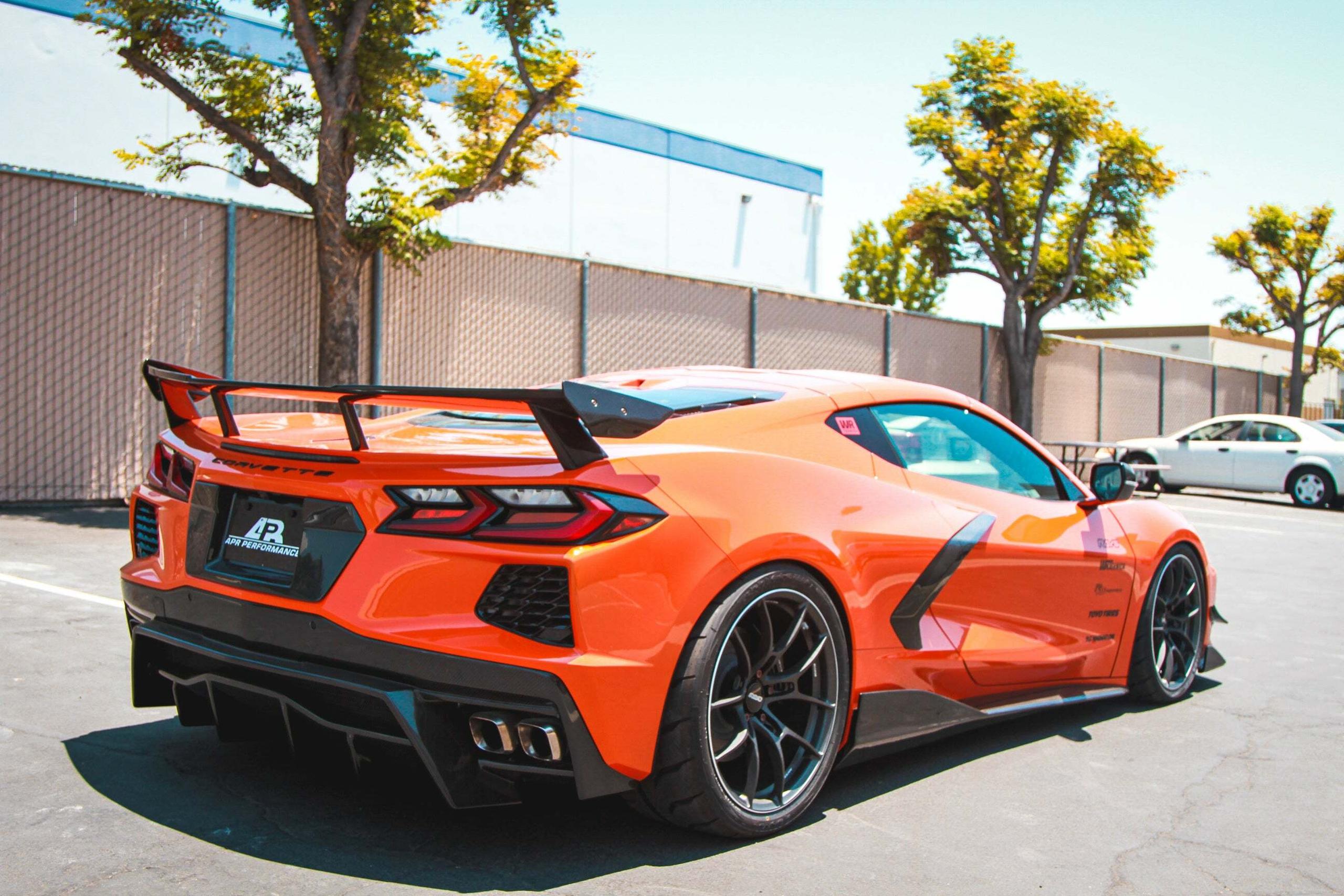 APR Carbon Fiber License Plate Backing (2020-2021 Corvette C8) - CBX-C8LIC