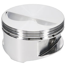 JE Pistons Piston Set, 2618, Flat Top, 4.040 Bore, 1.550 CD, 0.927, Pin Dia, Set of 8. - 170690