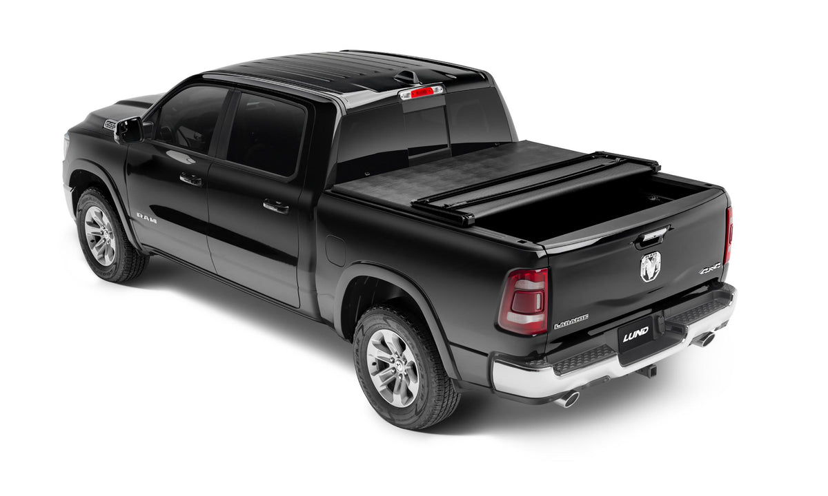 Lund Genesis Tri-Fold Tonneau - 950163