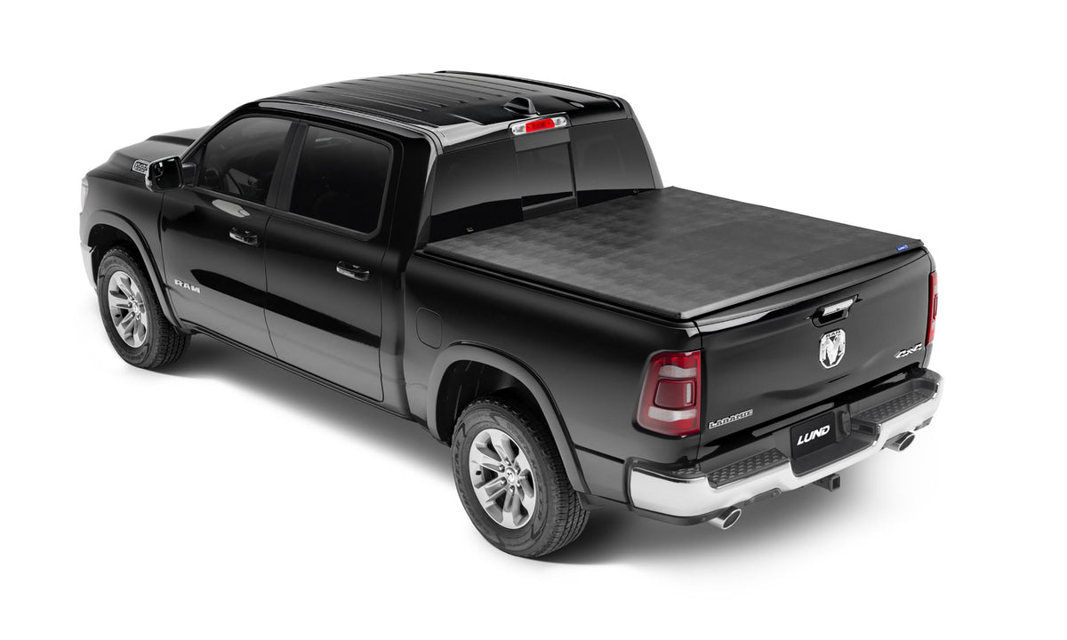 Lund Genesis Tri-Fold Tonneau - 950163